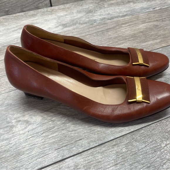 Salvatore Ferragamo Vara Bow Shoes Pumps Black Luxury Designer 9.5 AA. - Picture 6 of 11